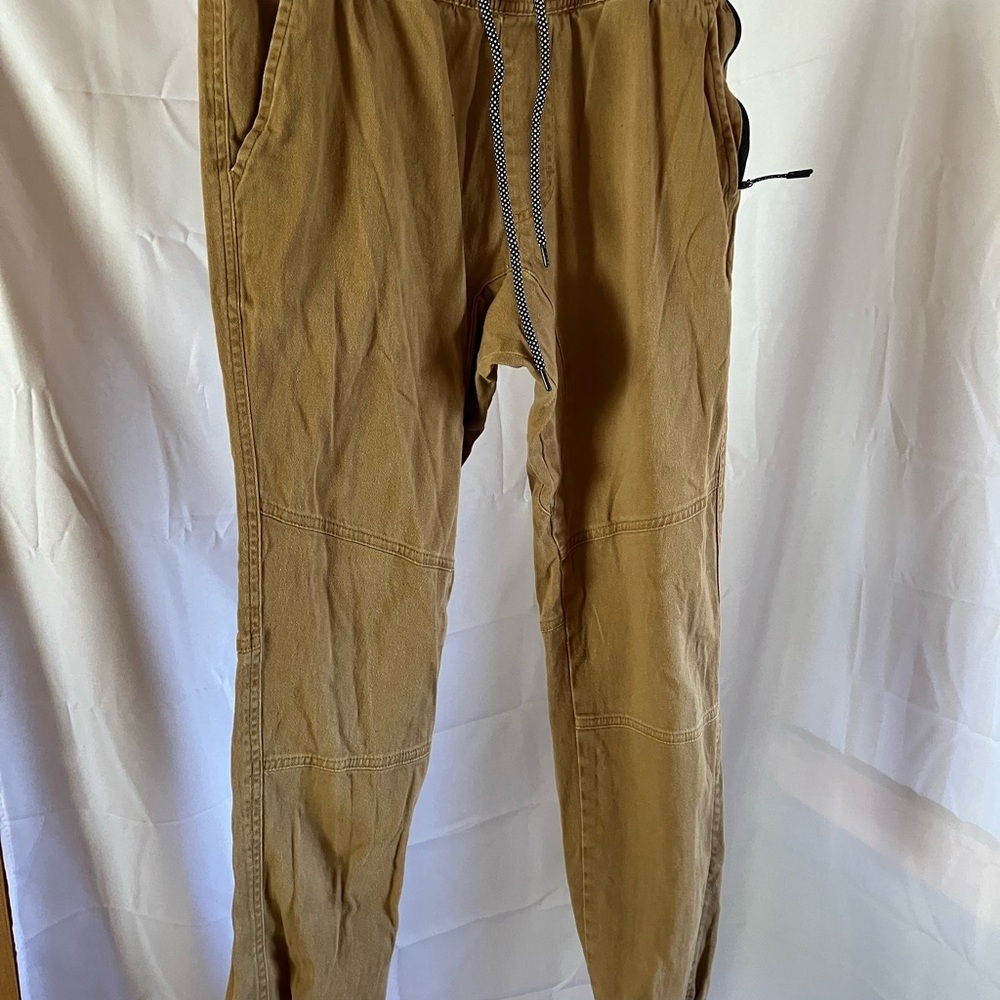 Rue21 Tan Cargo Pants with Relaxed Fit